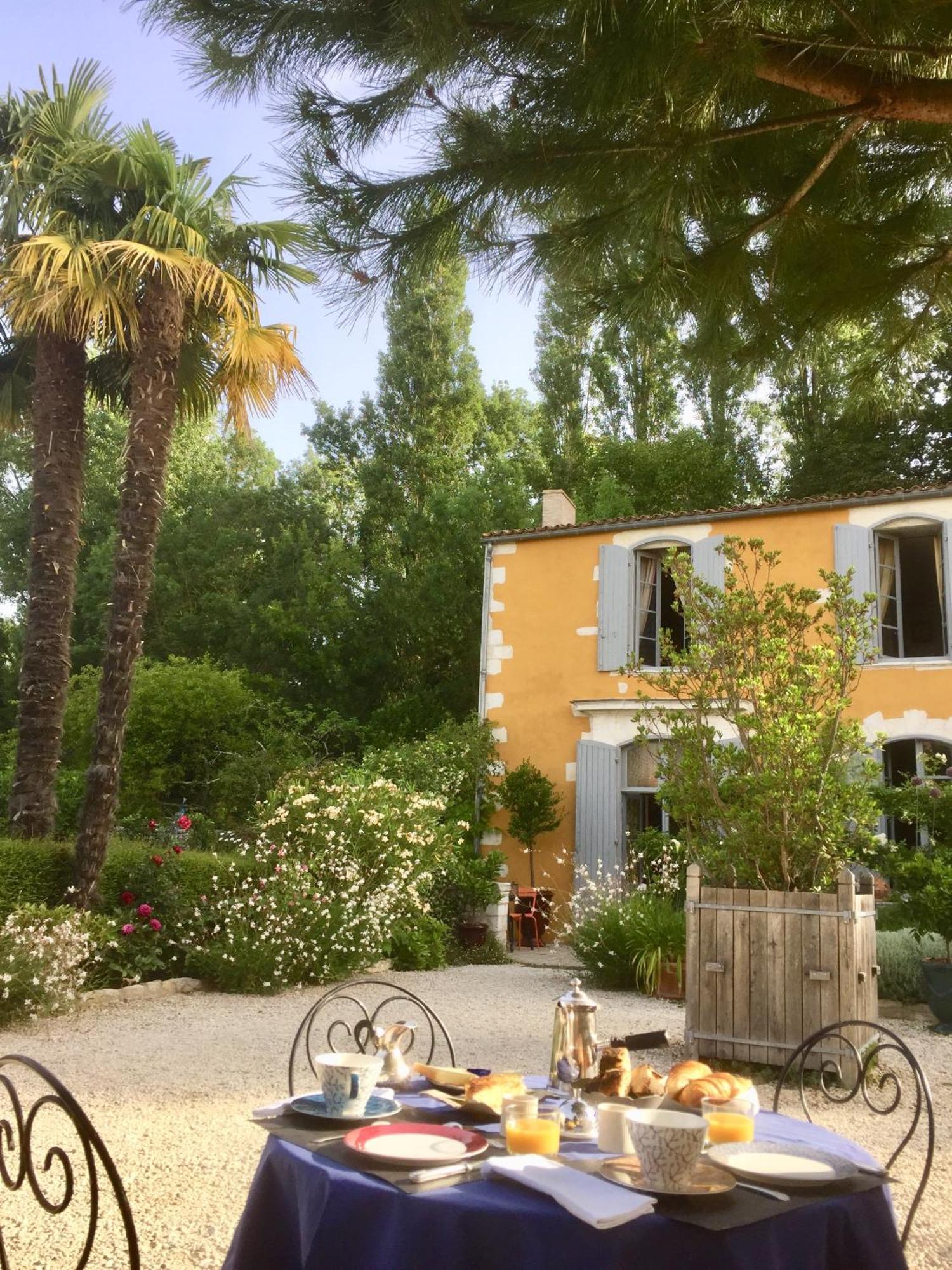 Chambres d'hôtes La Borderie du Gô près de La Rochelle Nieul-sur-Mer Esterno foto